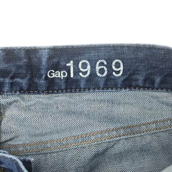 GAP Men's Straight Leg Jeans with Two Tone Pockets - Picture 6 of 7
